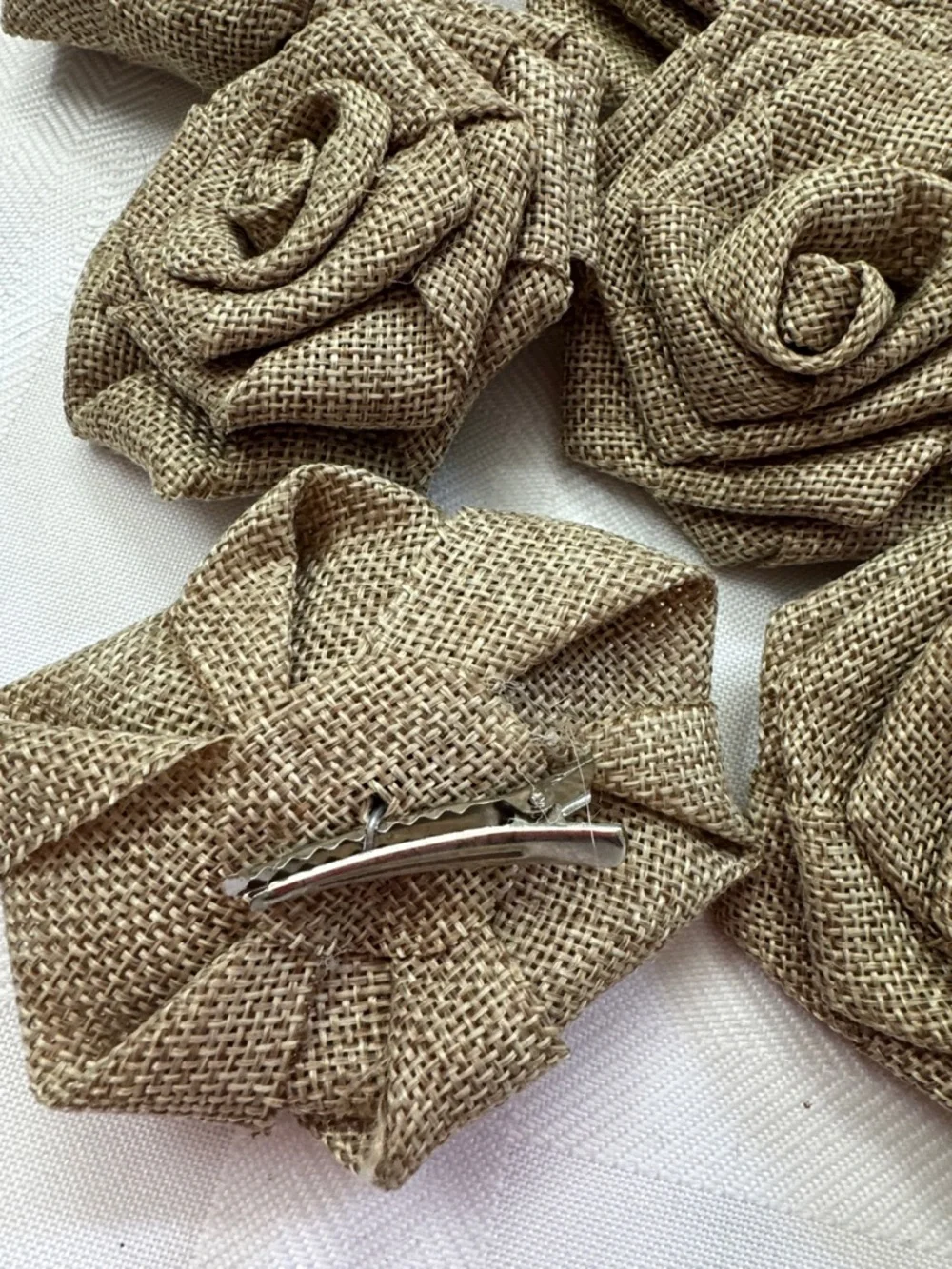 Burlap Fabric Rosette Flowers With Clips - Neutral Tan
